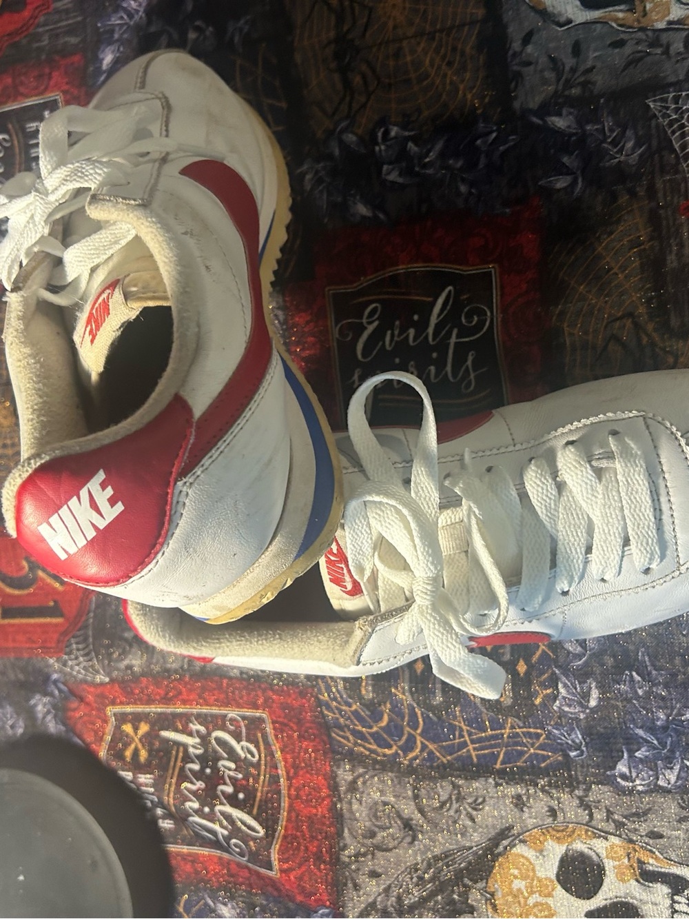 Nike White and Red Retro Athletic High-Top Sneakers